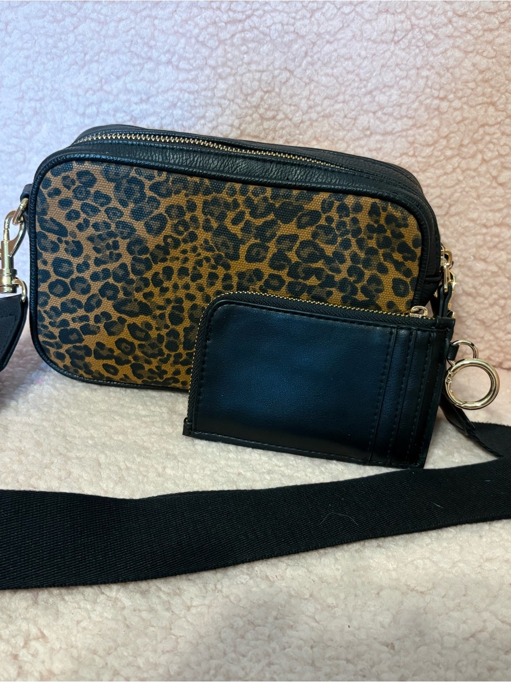 Leopard Print Crossbody Black Trim - Picture 6 of 8
